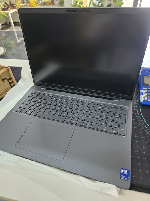 Laptop Dell Pro Max 16-1tb cu 64gb ram ultima generație!!