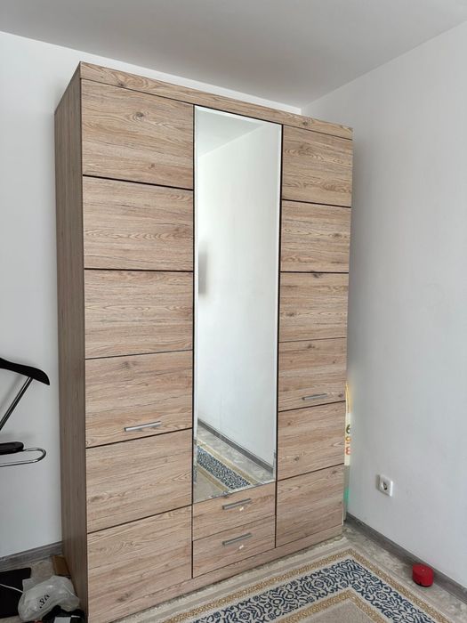 Продам шкаф новый