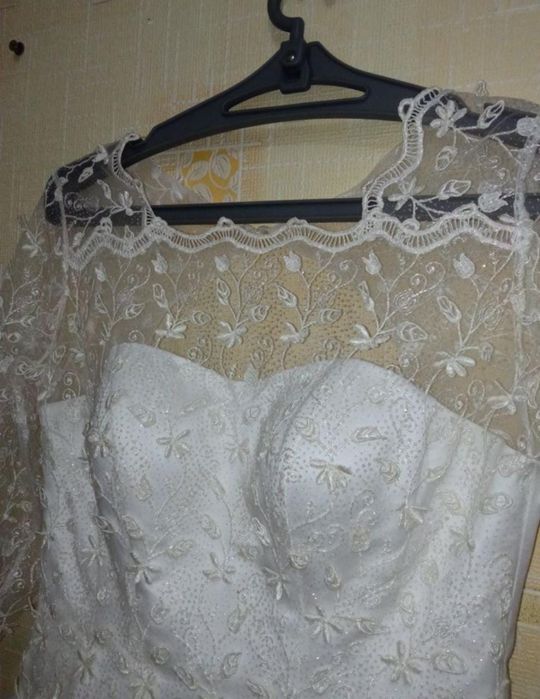 Продам свадебное платье