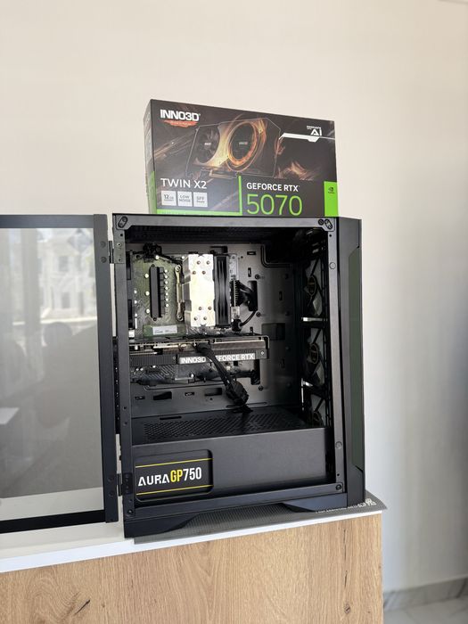 Sistem PC AMD Ryzen 7 7800X3D - 32GB DDR5 - RTX 5070 - 1TB SSD - NOU - Windows 11