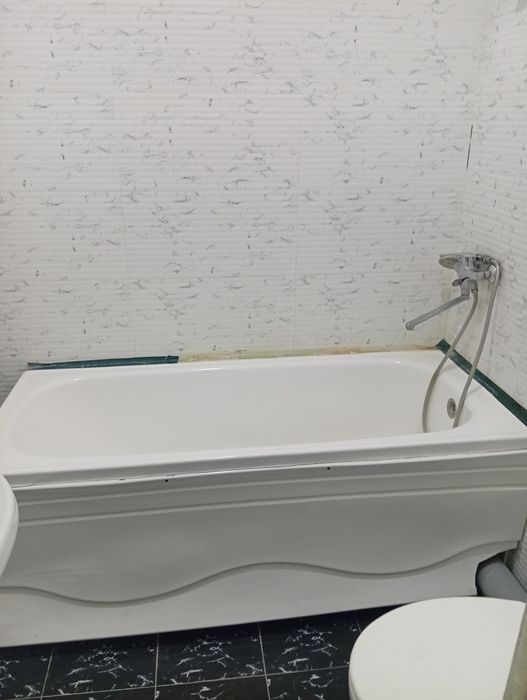 Маклерсиз 3 хонали квартира