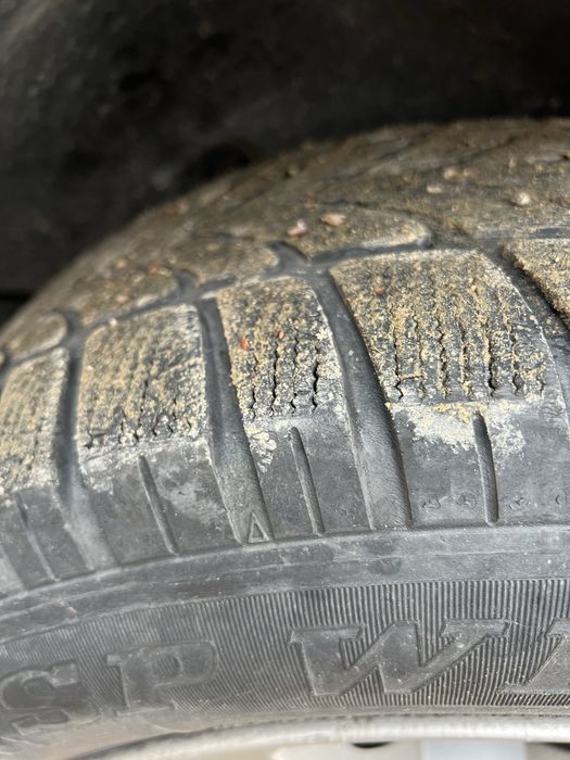 Dezmembrez e83 2004 204 cai