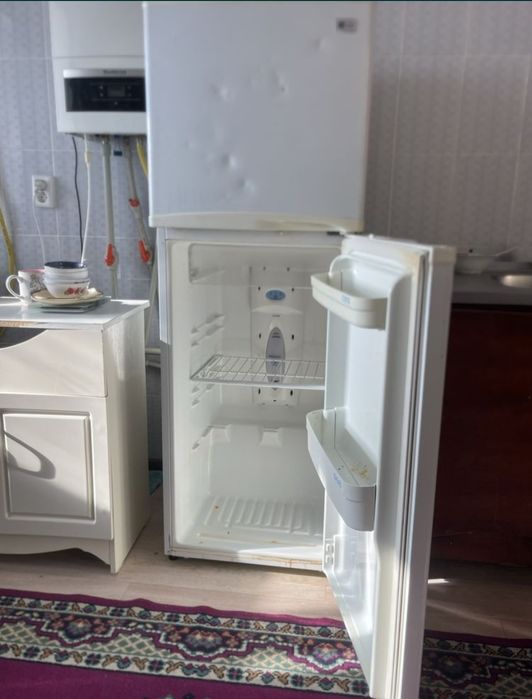 Холодильник рабочий