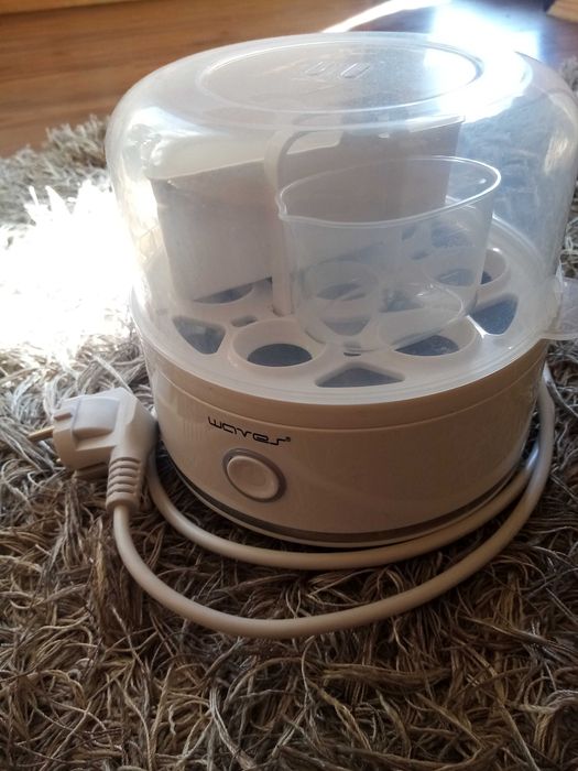 Продавам яйцеварка