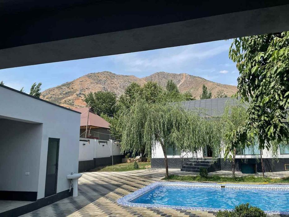 Dacha Burchmulloda 10 kampiyutri bilan