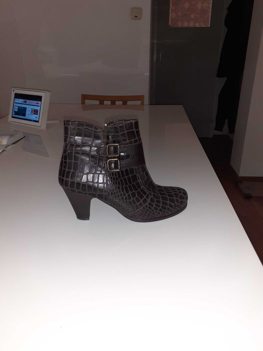 Дамски боти, топли и елегантни, естествена кожа, No38