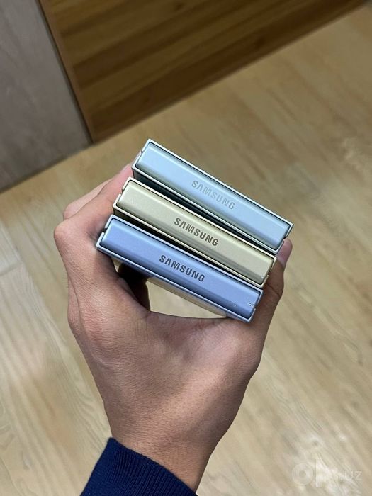 Samsung Z flip6 5G