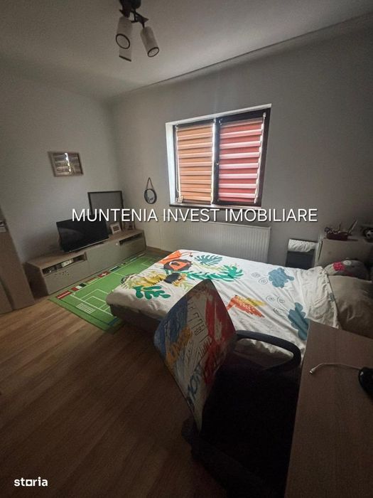 Casă P+1+M, teren 680 mp. Ștefănești
