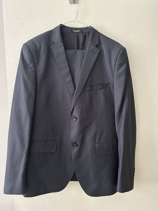 Мъжки костюм - сако и панталон