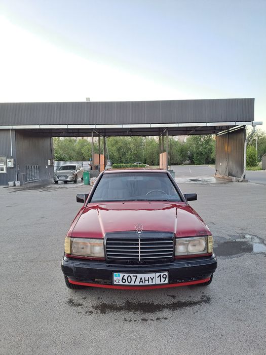 Продам Mercedes 190