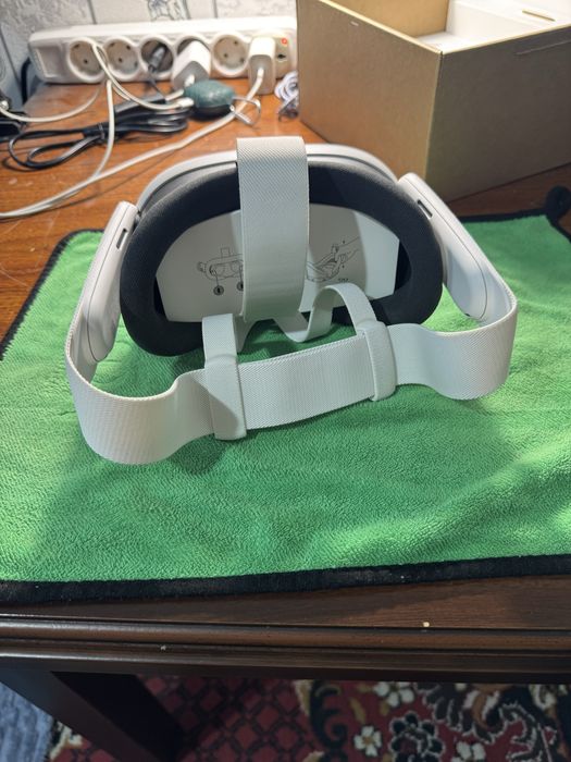 Meta quest 3 128 gb yengde 2 soat ishlagan