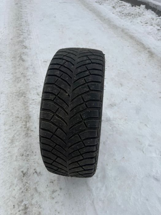 Срочно продам зимний шины