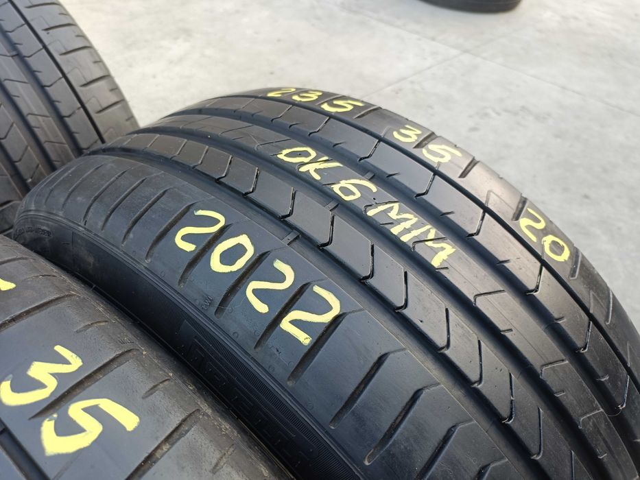 Set 4 anvelope vara 235 35 20 pirelli p zero pz4