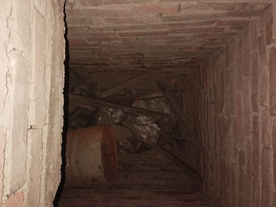 Продам гараж 12линия 4 блок