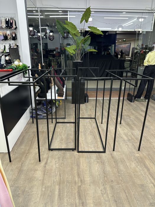 Продам оборудование, рейлы, стойки