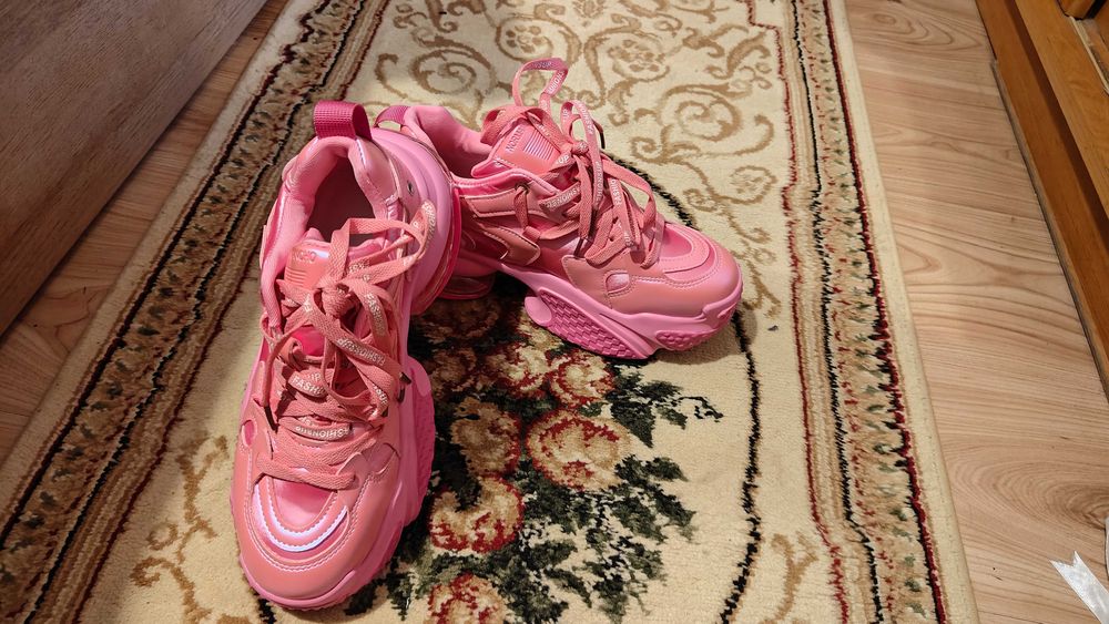 Розови дамски маратонки