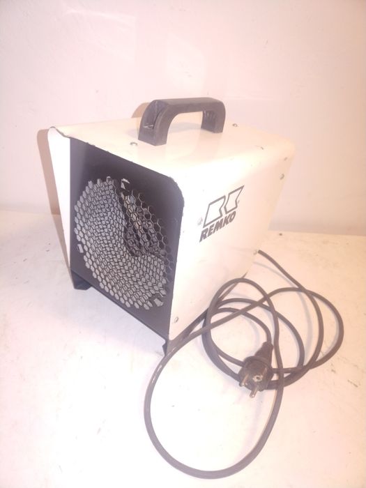 Електрически калорифер REMKO 2. 2kw Germany 
Мощност на отопление 2.2k