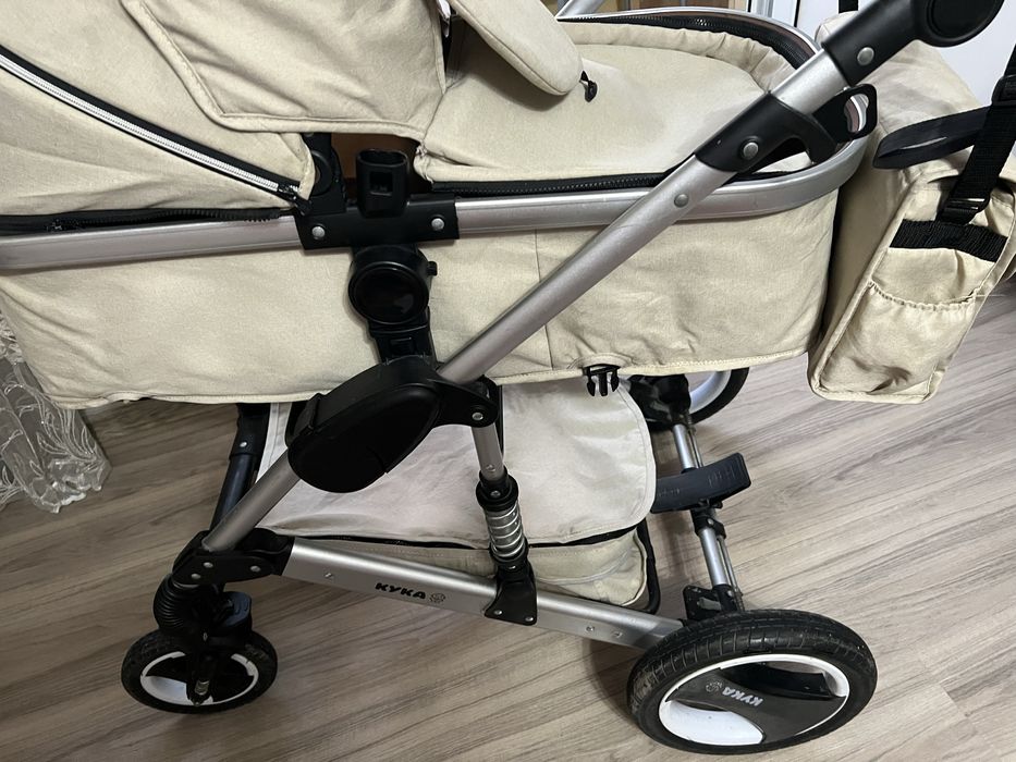 Продаю детскую коляску