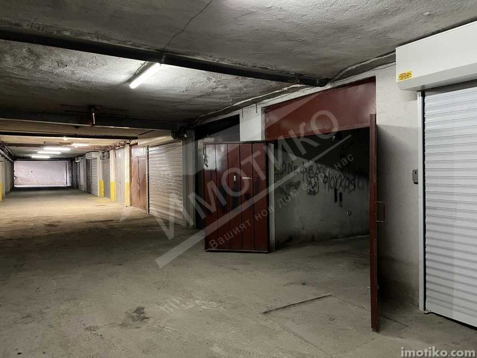 Дава се под наем Гараж / Паркомясто в София, Дървеница - 18 кв.м за 149.43 € - Снимка #1