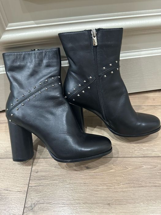 Продам обувь полуботинки