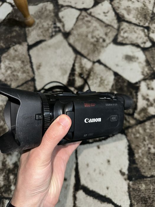 Canon видеоаппарат продаётся в срочном порядке