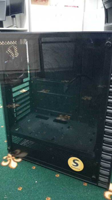 Корпус для ПК со стеклом