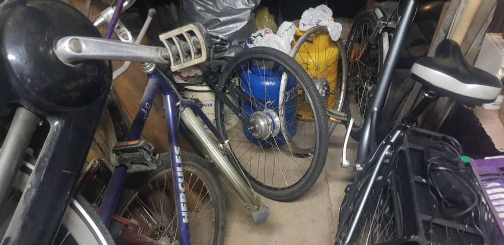 Ieftin dezmembrez Vand urgent  ca la flomarkt unelte de uz gospodaresc