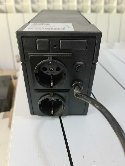 UPS устройство 850VA/500W Security Professionals