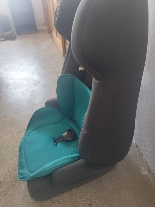 Детски столчета за кола