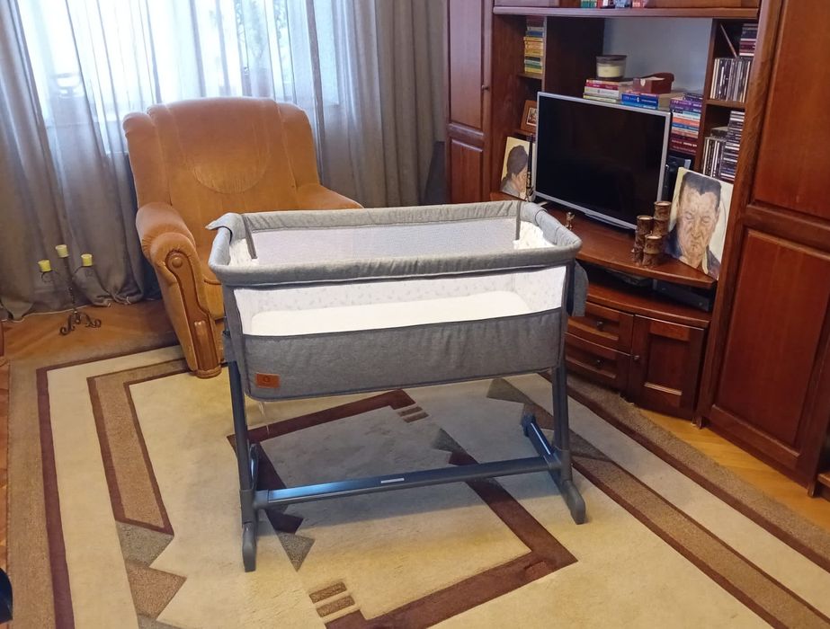 Pătuț co-sleeper Lionelo Theo