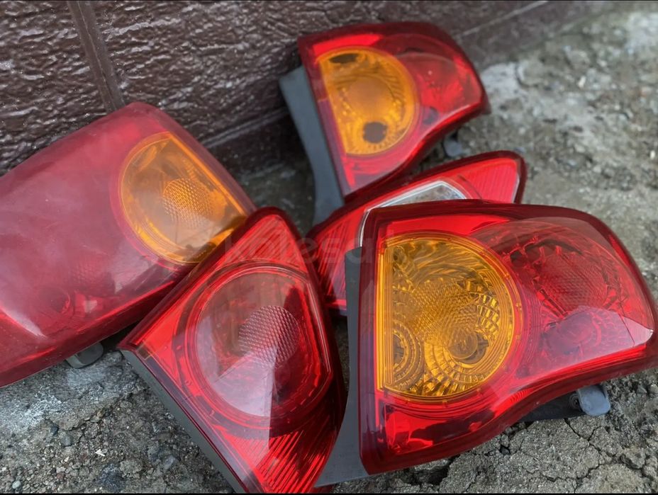 Фонарь Каролла, Королла, оригинал