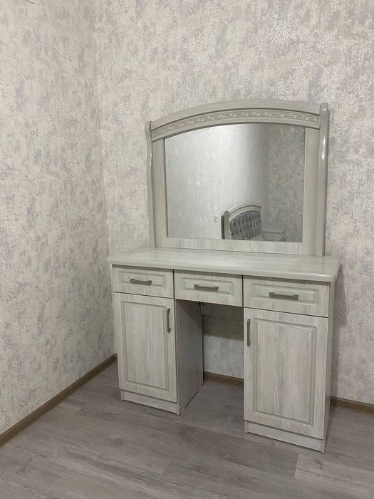 Mebel Kravat  sotiladi