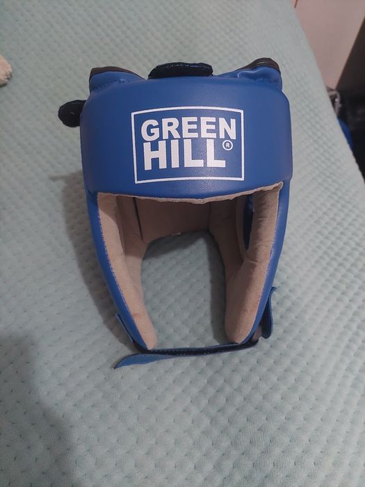 Шлем боксерский.