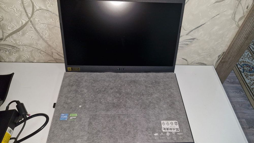 Продам новый ноутбук.