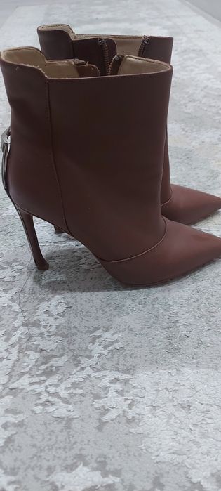 Продам ботильоны