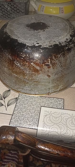 Продаю советский 8 литровый казан без крышки, требуется чистка