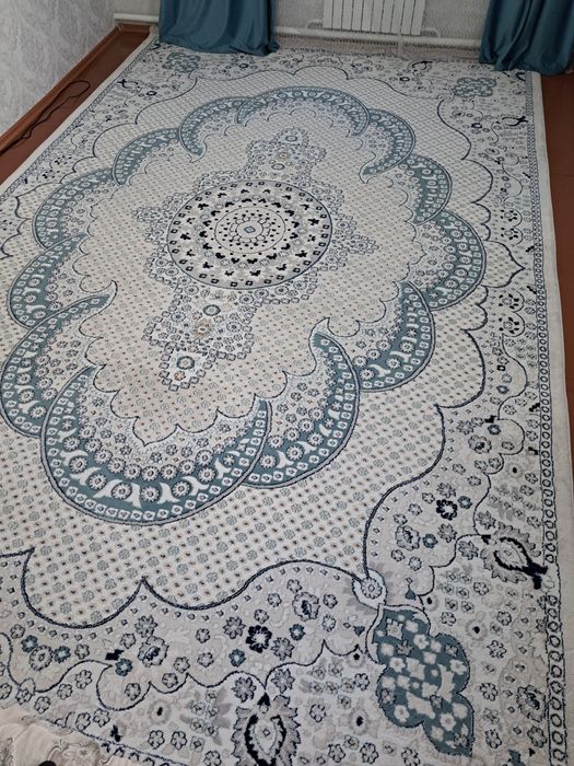 Кілем (ковер) сатам