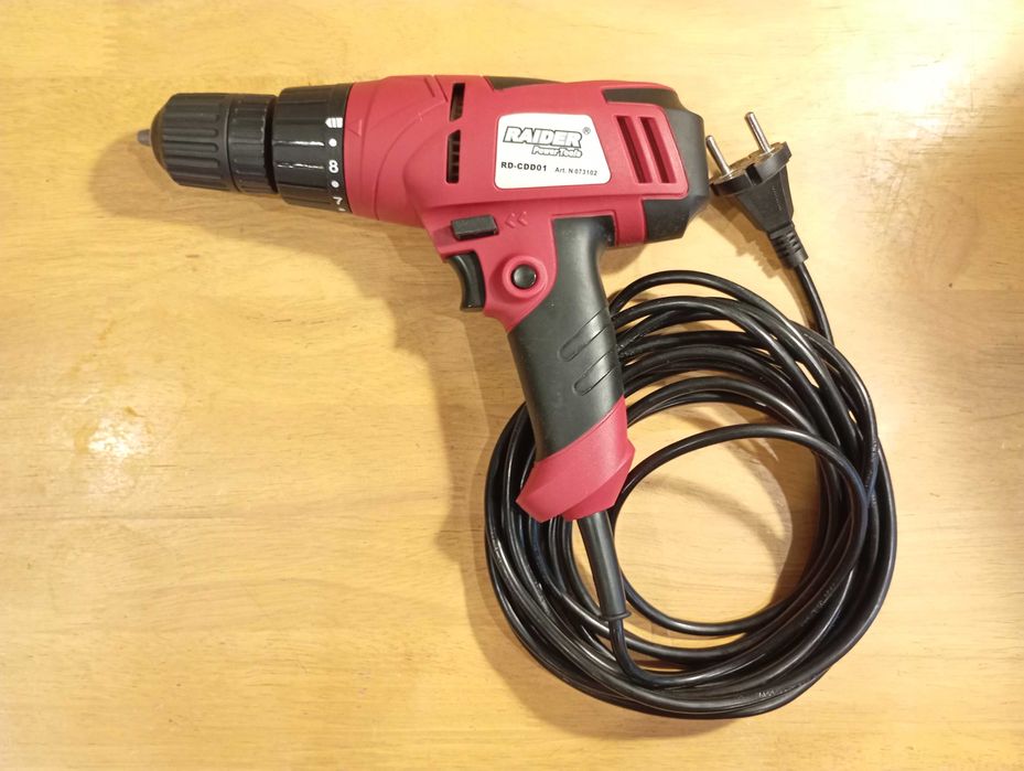 Винтоверт електрически Raider RD-CDD01 в комплект със зеге BUDGET