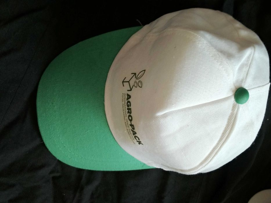 Новые Кепки белые бейсболки дешево