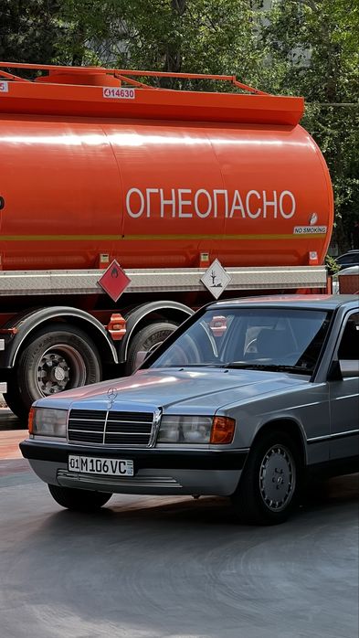 Mercedes 190E W201