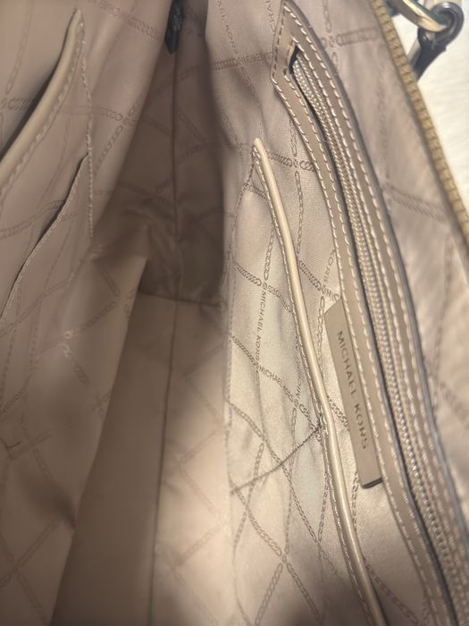 Michael Kors дамска чанта