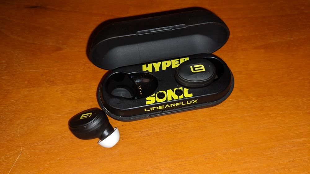 Отдам бесплатно наушники