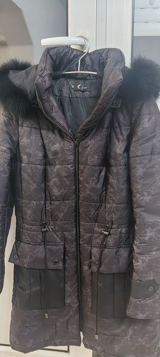 Яке с качулка и пух