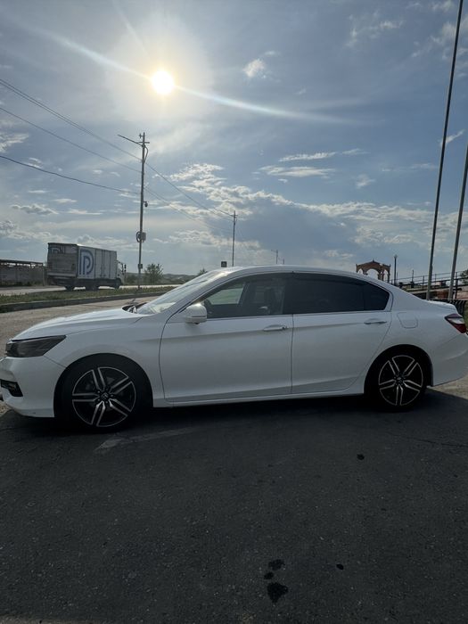 Продам авто honda accord