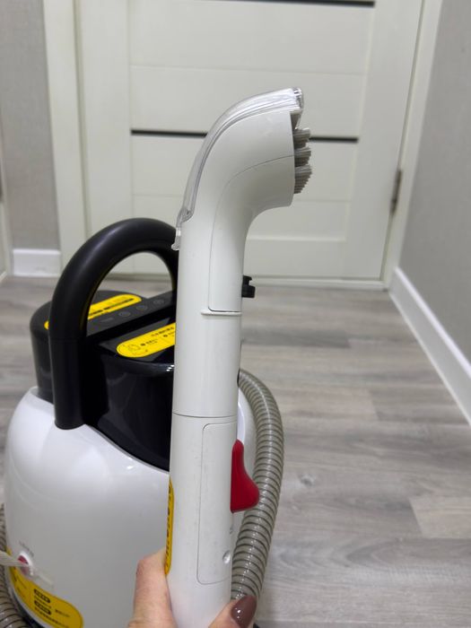 Продается моющий пылесос Deerma