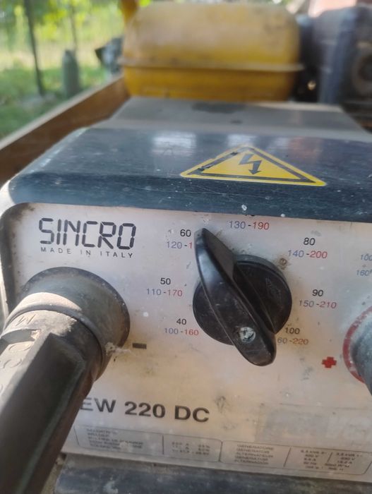 Generator profesional cu sudura și 220/380volti
