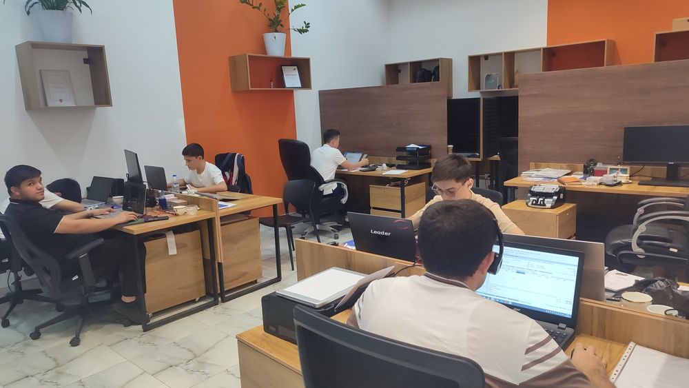 Power Sundan quyoshli panellar uchun hammanarsa bor