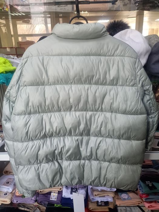 Продам куртку весна осень