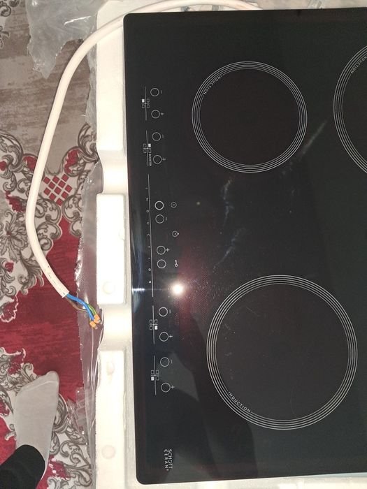Vând plita cu inductie Whirlpool tehnologie al-6simt.