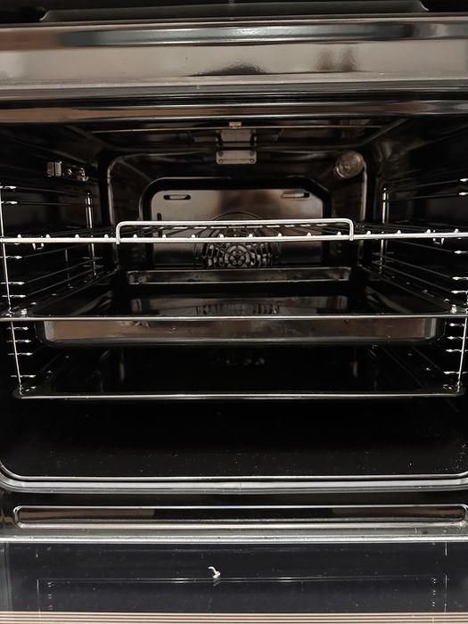 Продам духовку Dauscher